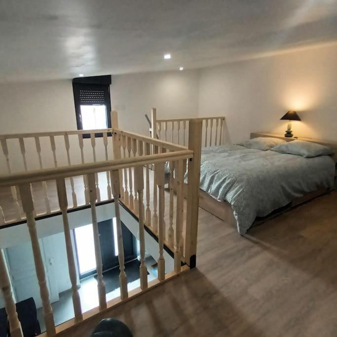 Loft Entier, Calme, Fibre Et Wifi Daire Saint-Quentin  Dış mekan fotoğraf