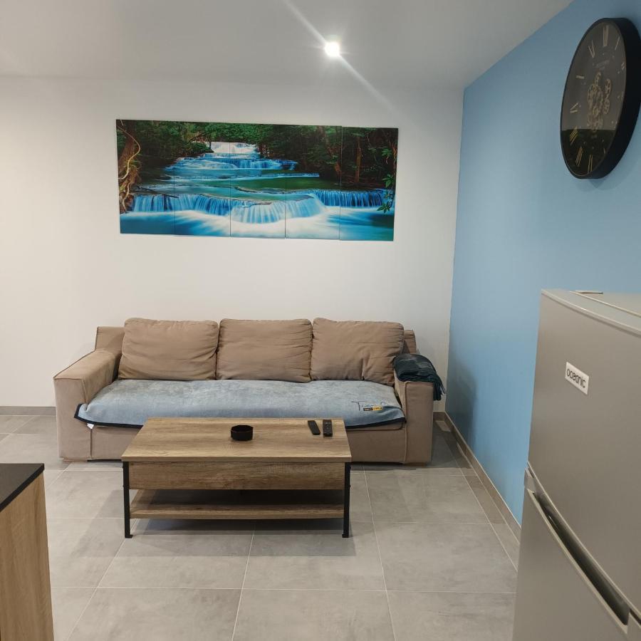 Loft Entier, Calme, Fibre Et Wifi Daire Saint-Quentin  Dış mekan fotoğraf